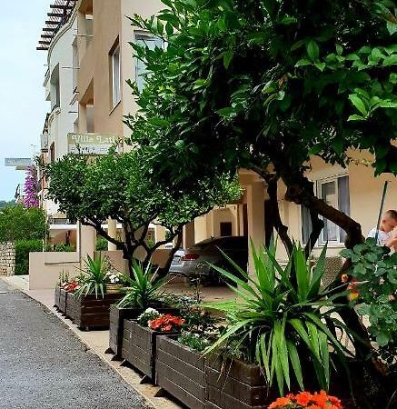 Apartments Lati Ulcinj Exterior foto