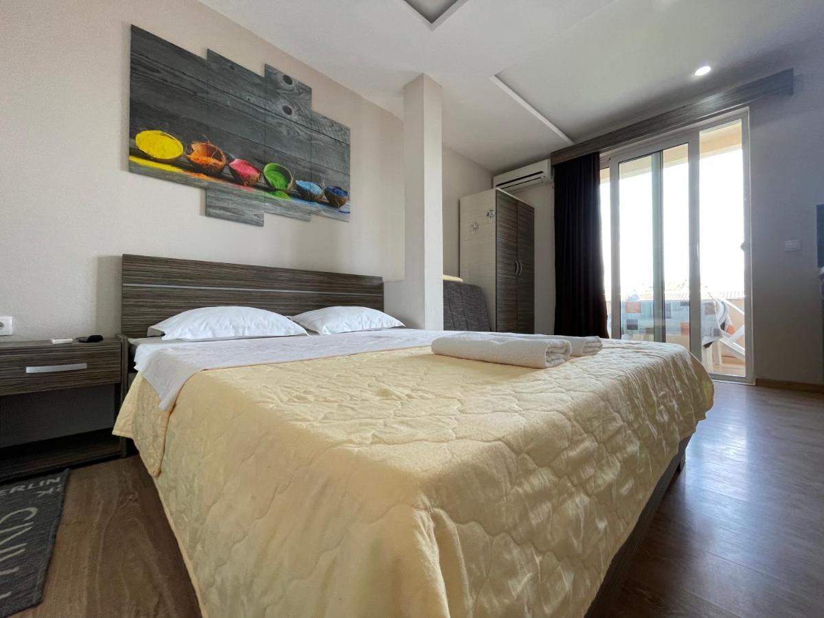 Apartments Lati Ulcinj Exterior foto